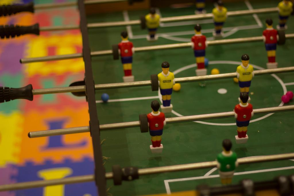 休息之夜公寓酒店 利雅德 外观 照片 Table football